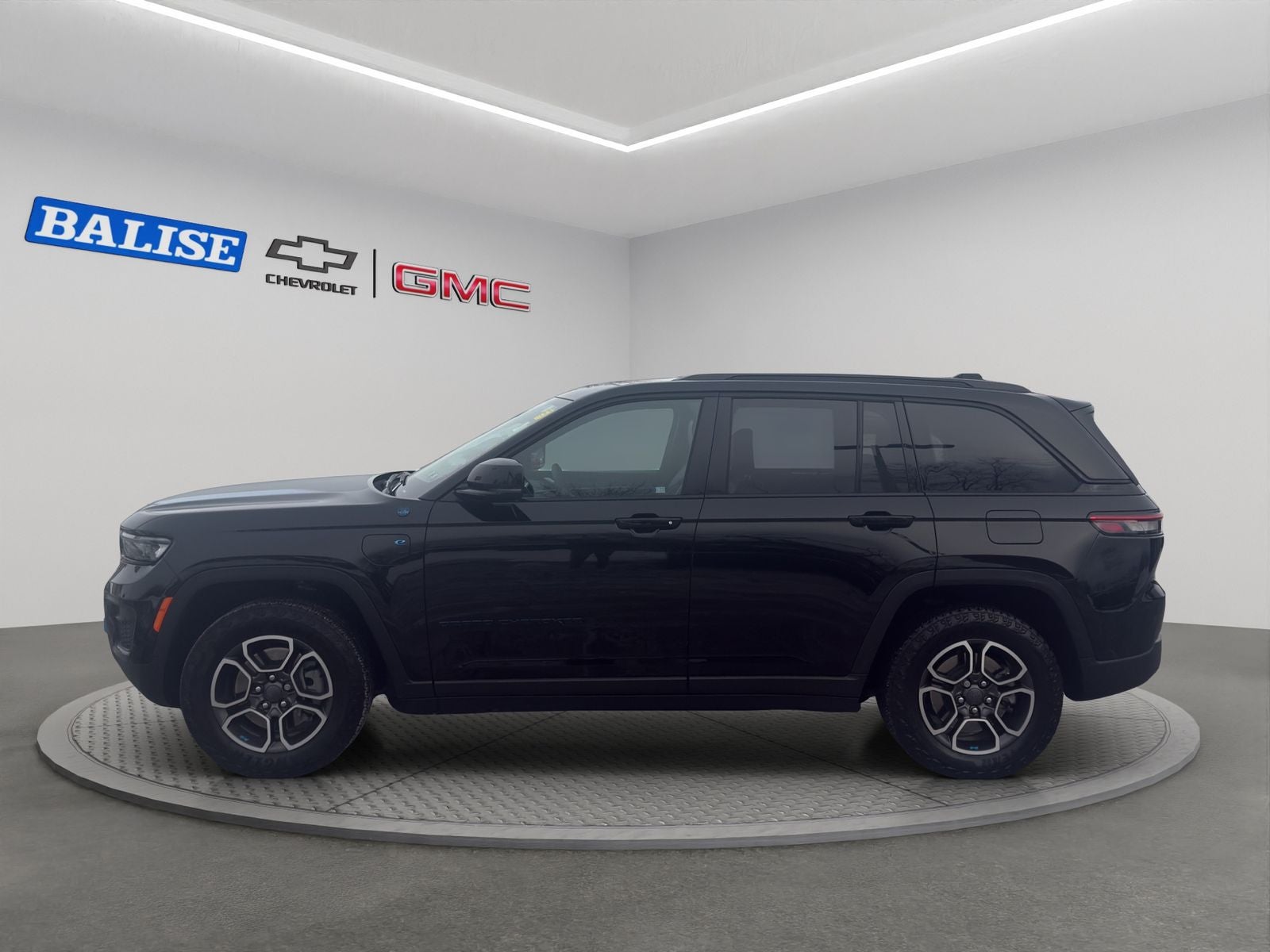 2023 Jeep Grand Cherokee Trailhawk 4xe