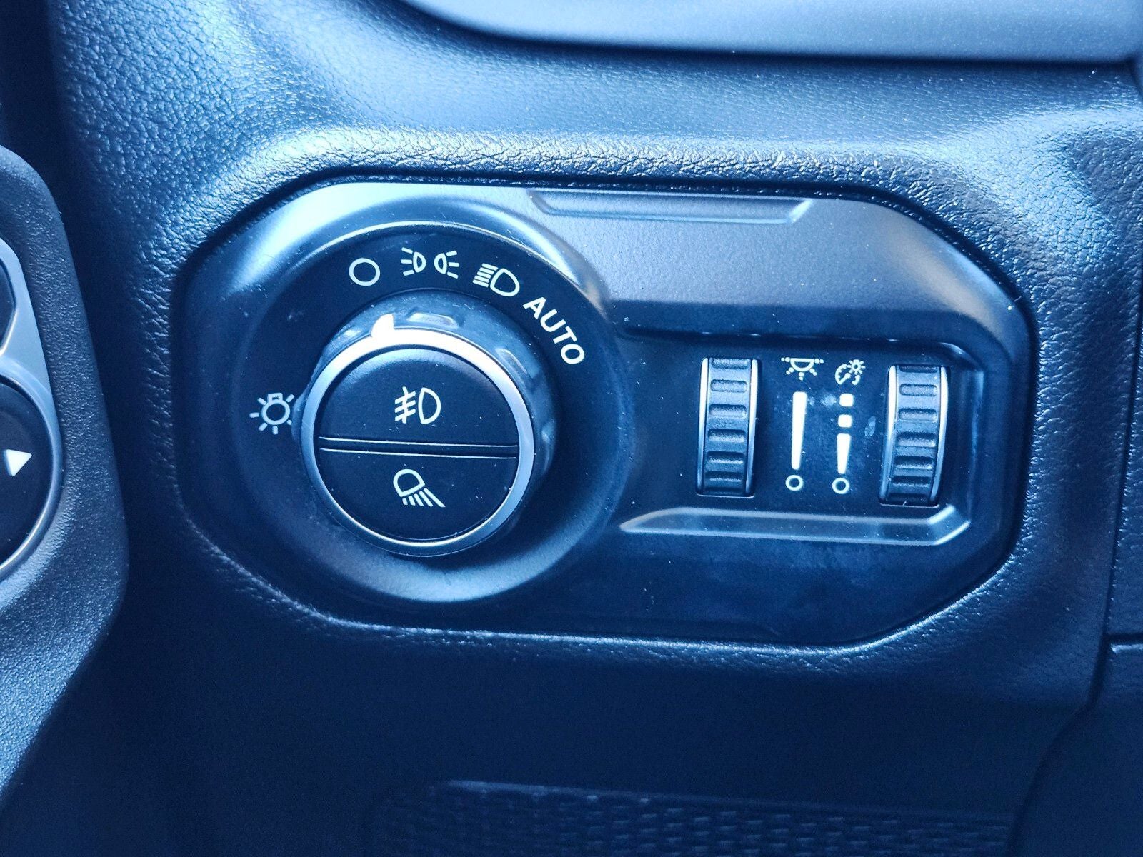 2021 Jeep Gladiator Sport 80th Anniversary