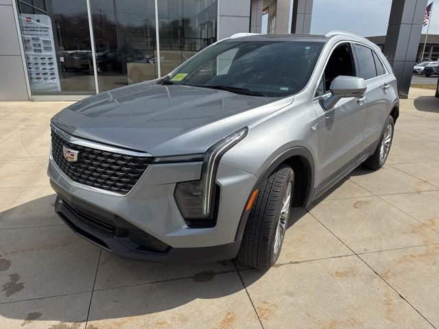 2025 Cadillac XT4 Premium Luxury