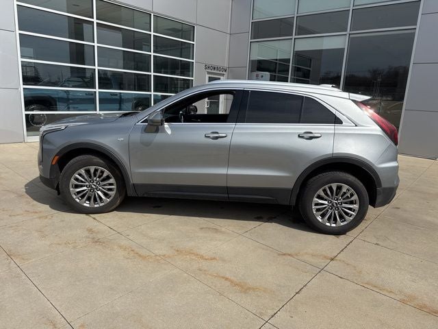 2025 Cadillac XT4 Premium Luxury