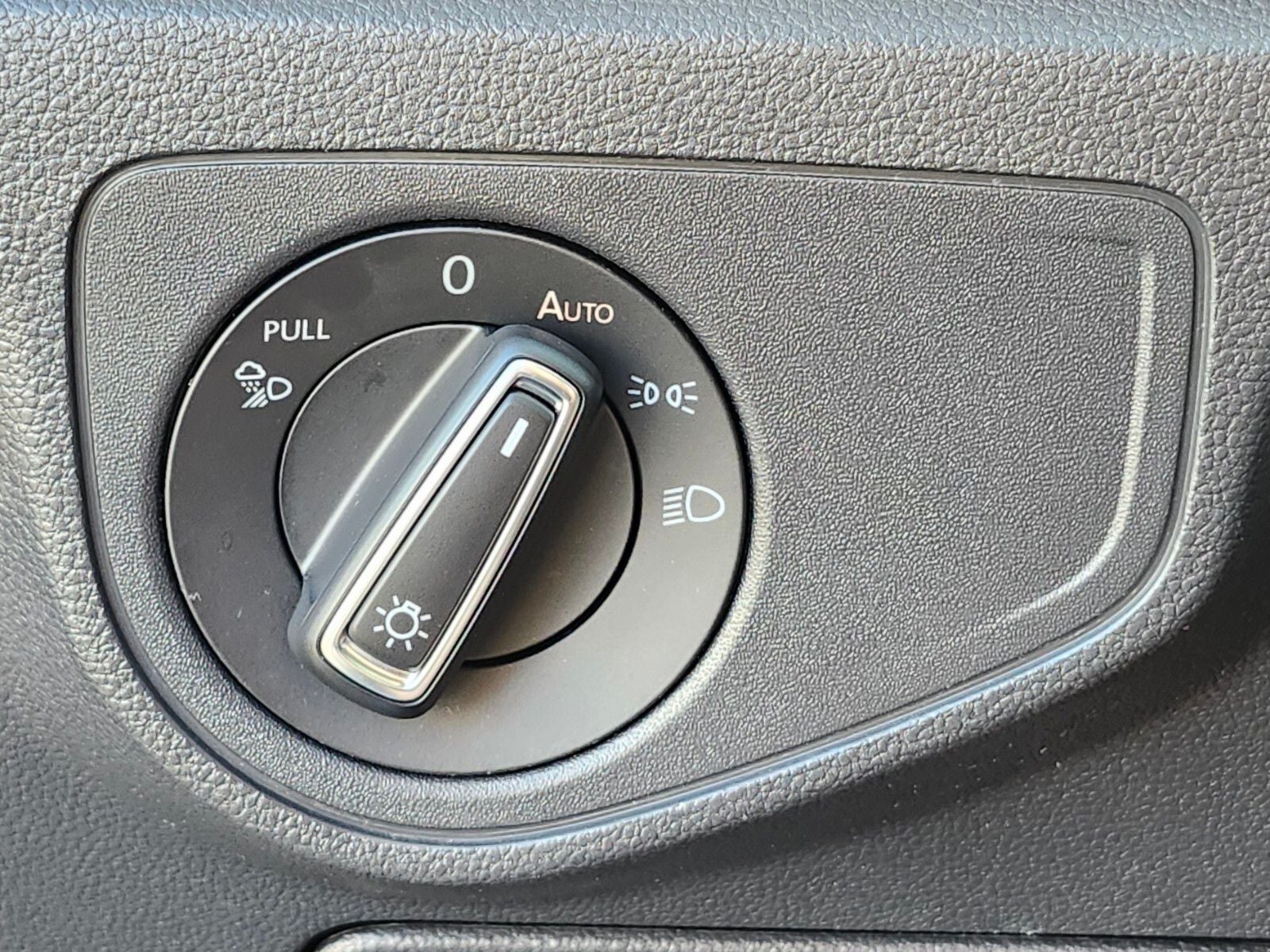 2023 Volkswagen Atlas 2.0T SEL