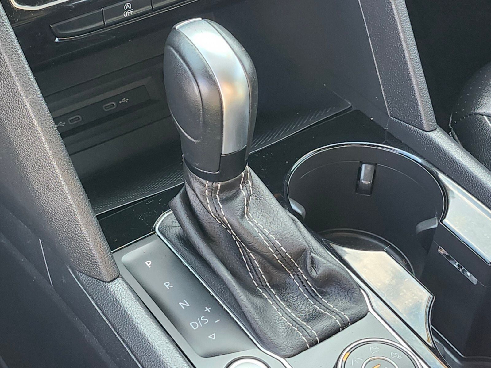 2023 Volkswagen Atlas 2.0T SEL