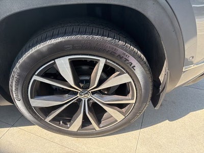 2025 Volkswagen Atlas Cross Sport 2.0T SEL Premium R-Line