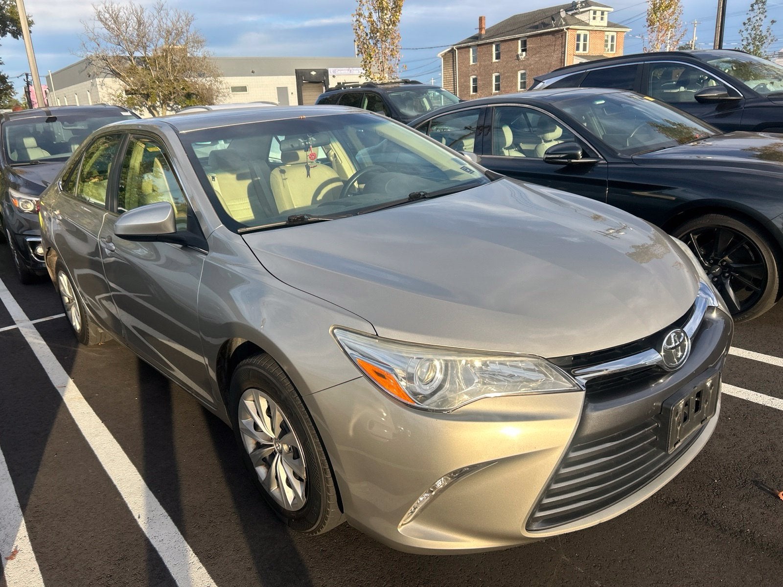 Used 2016 Toyota Camry LE with VIN 4T4BF1FK5GR522715 for sale in Fairfield, CT