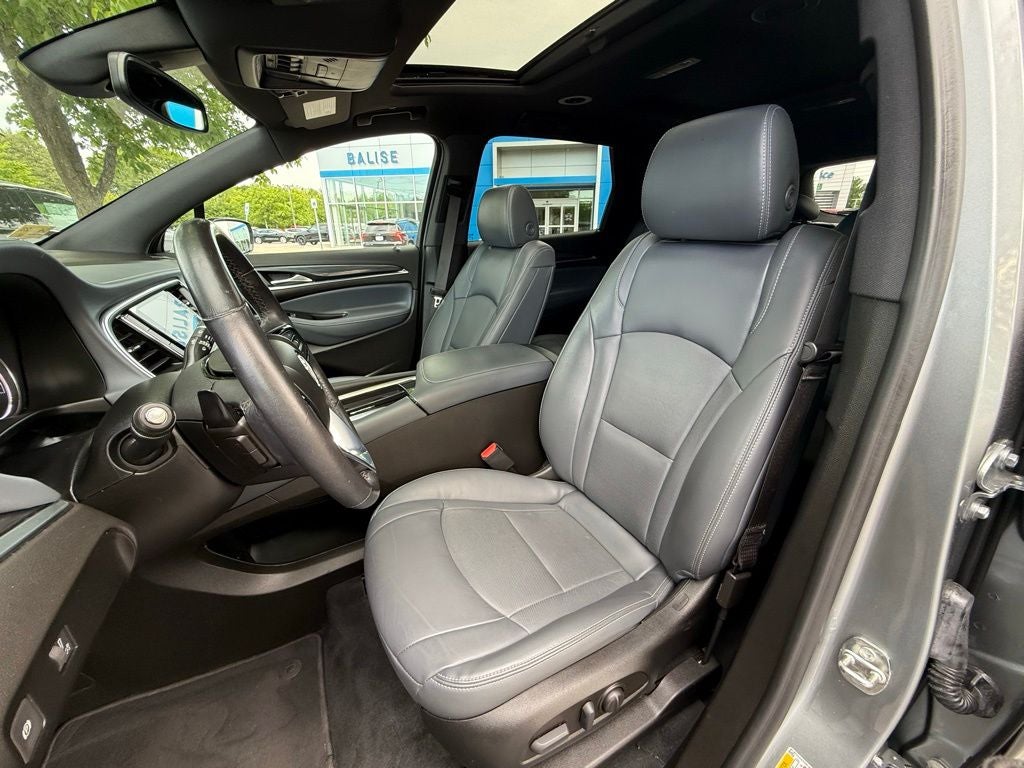 2023 Buick Enclave Essence