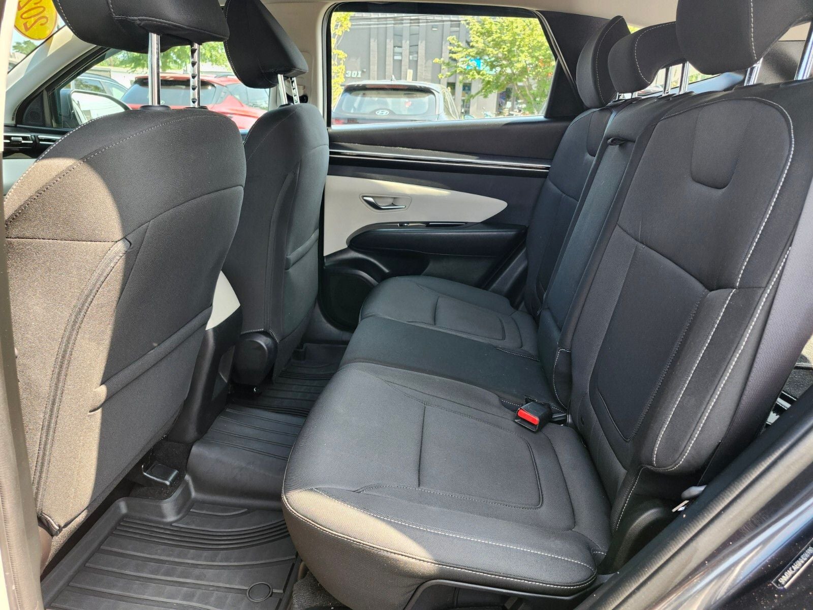 2022 Hyundai TUCSON SE