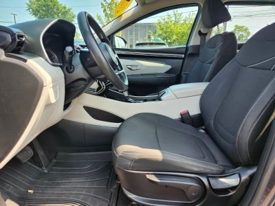 2022 Hyundai TUCSON SE