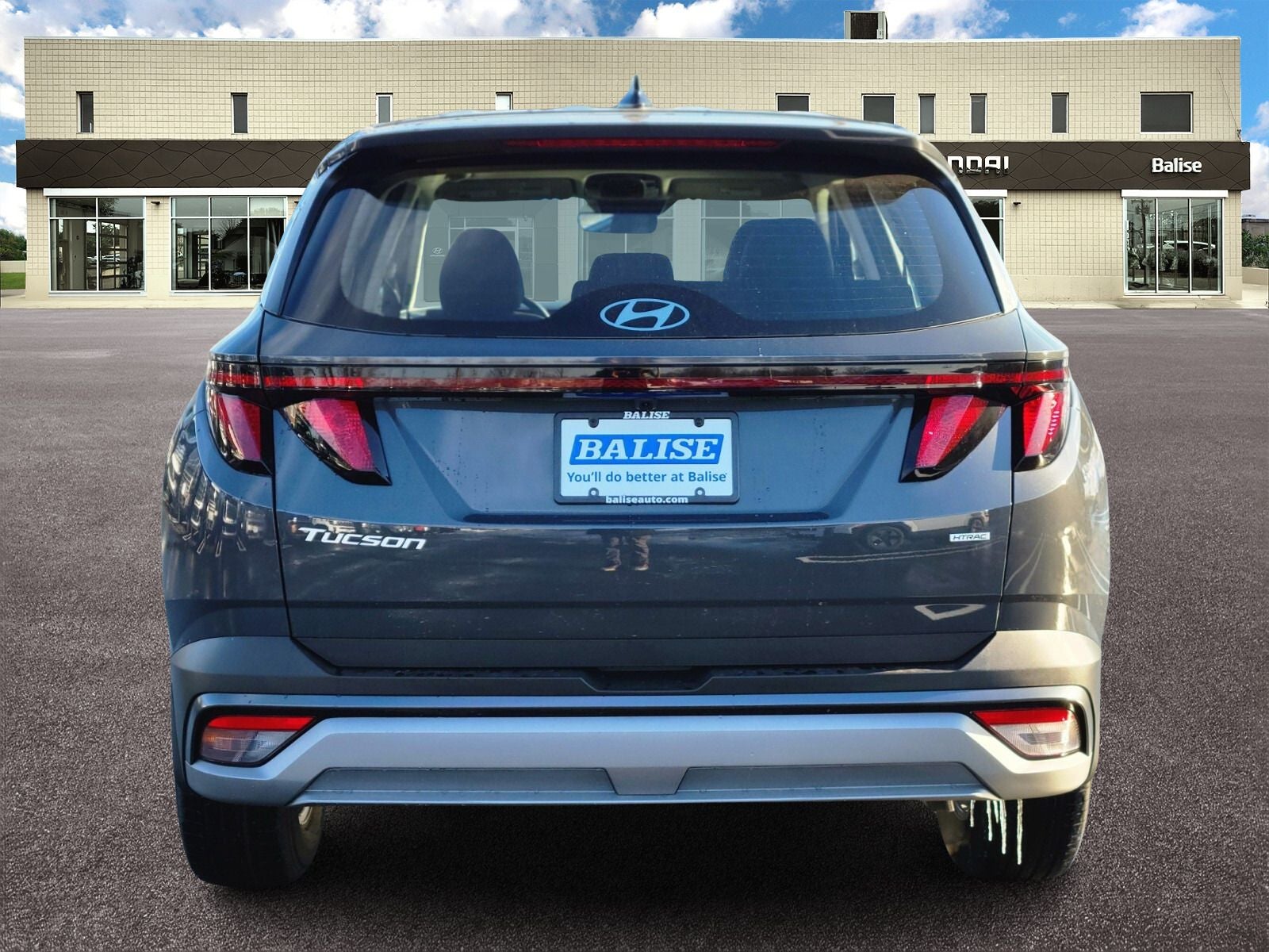 2026 Hyundai TUCSON SE