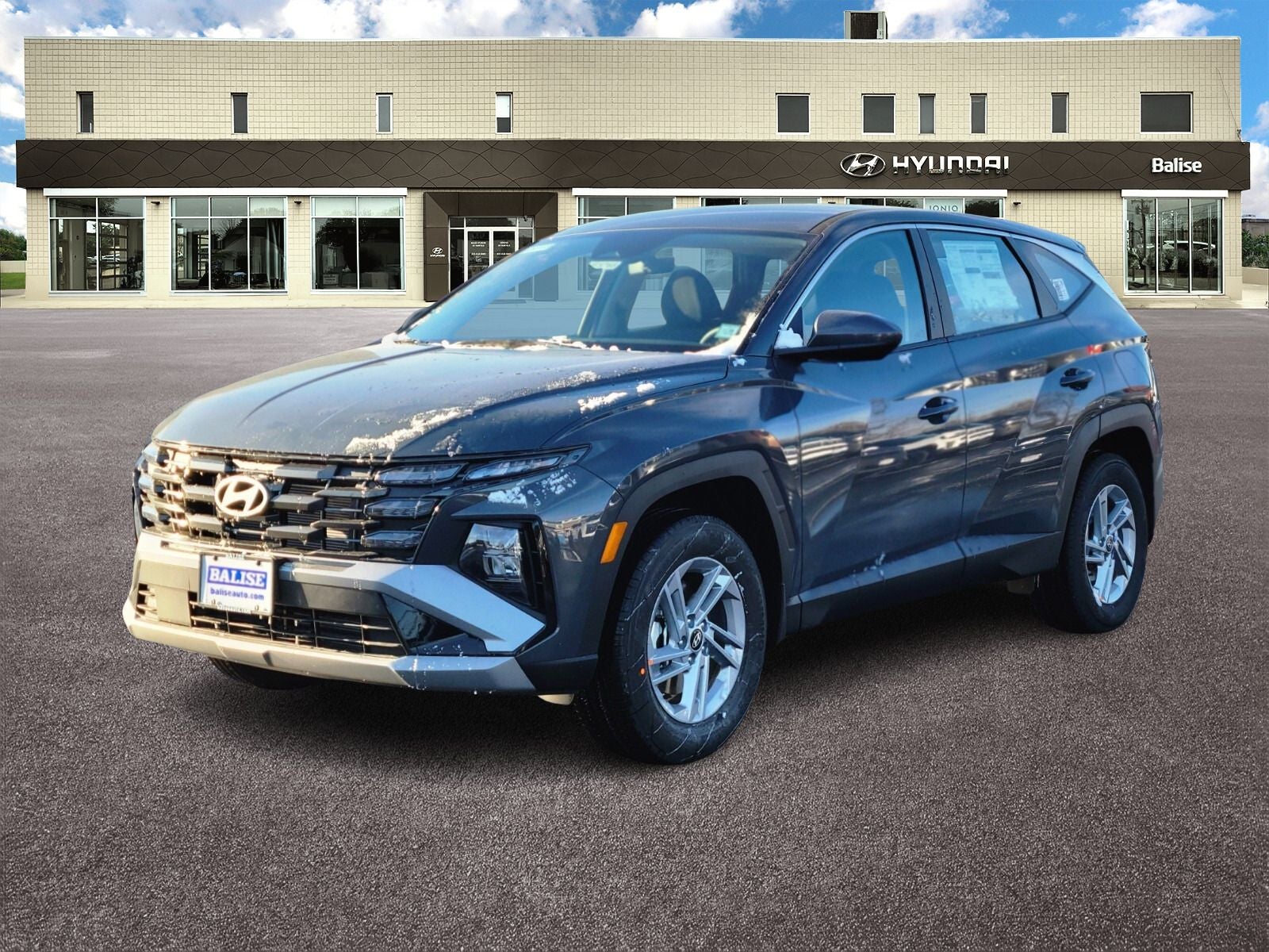 2026 Hyundai TUCSON SE