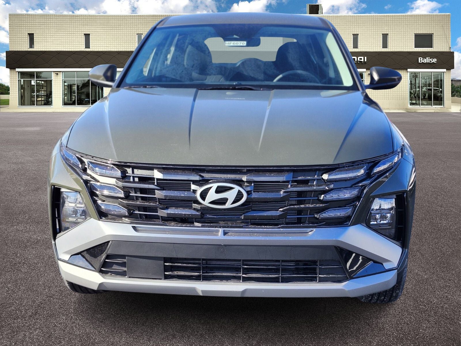 2026 Hyundai TUCSON SE