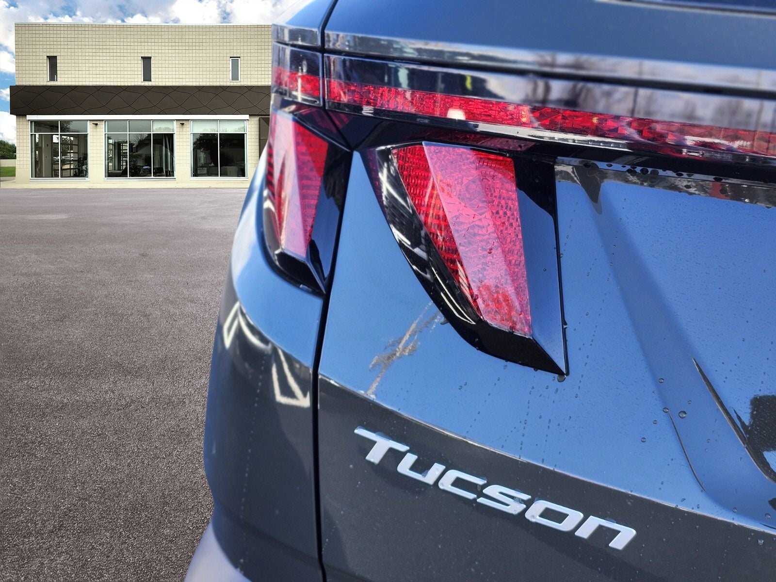 2026 Hyundai TUCSON SE