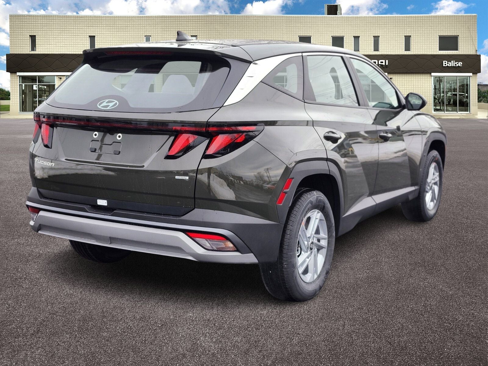 2026 Hyundai TUCSON SE