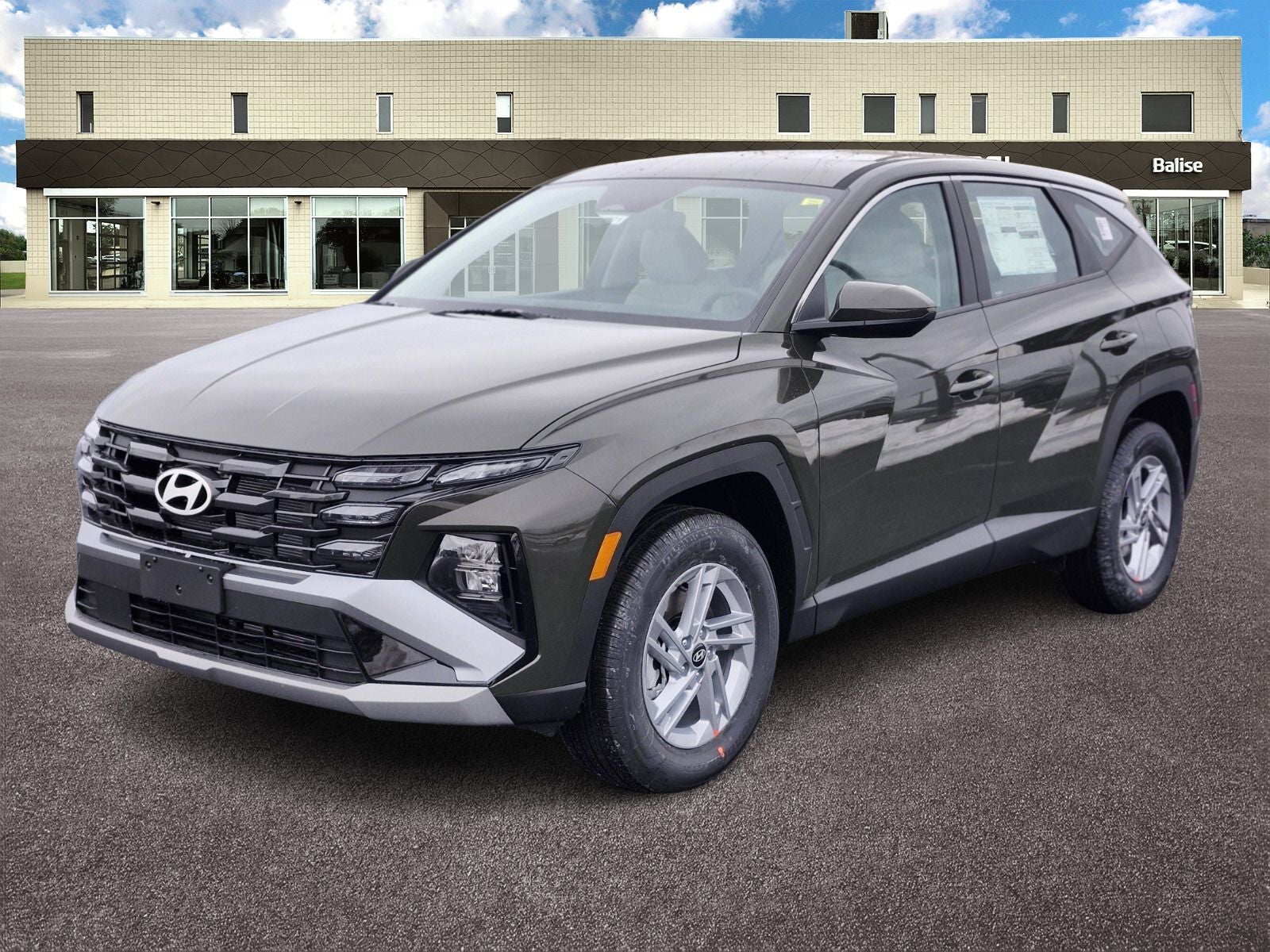 2026 Hyundai TUCSON SE