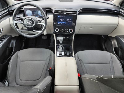 2024 Hyundai TUCSON SE