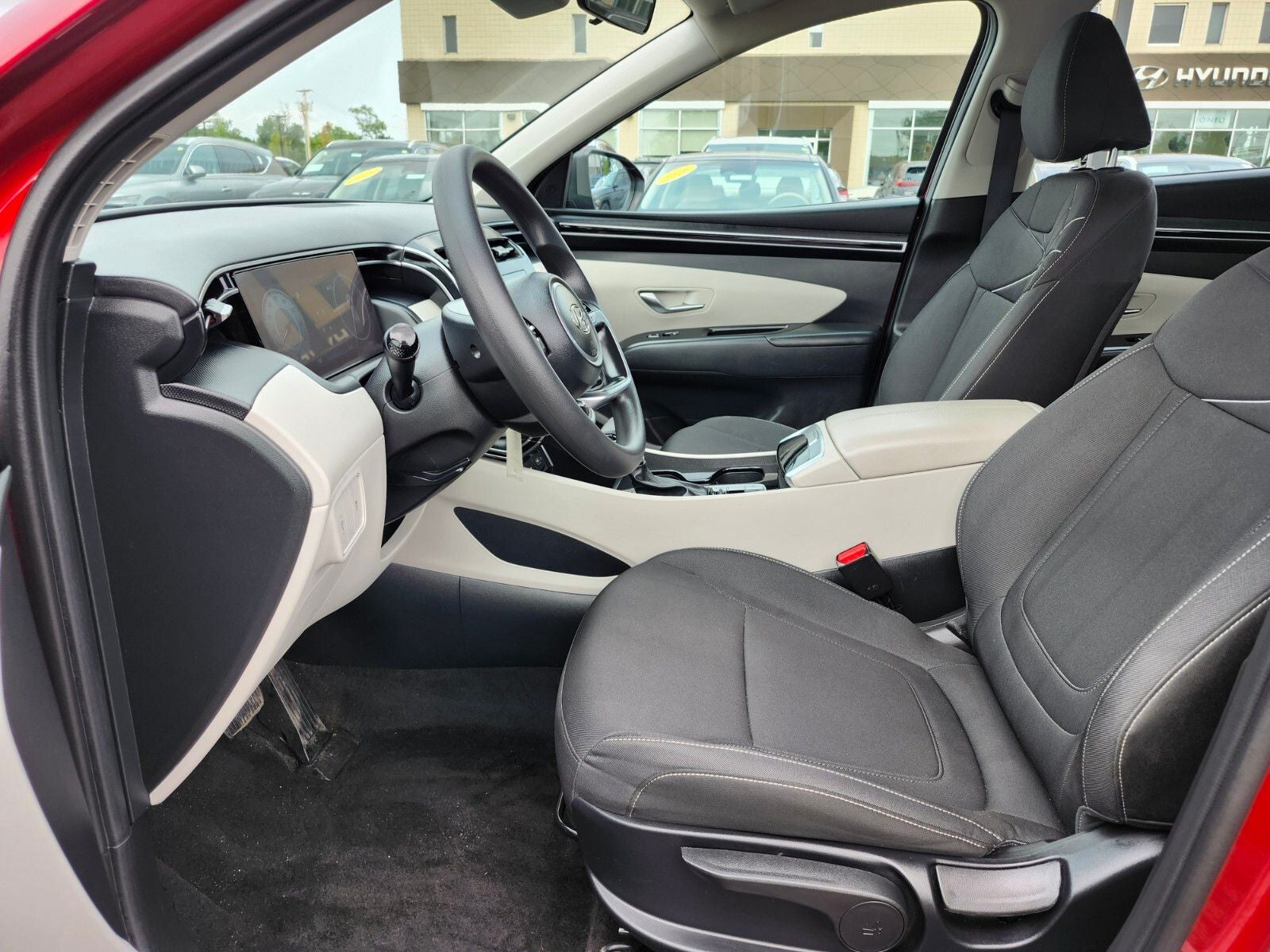2024 Hyundai TUCSON SE