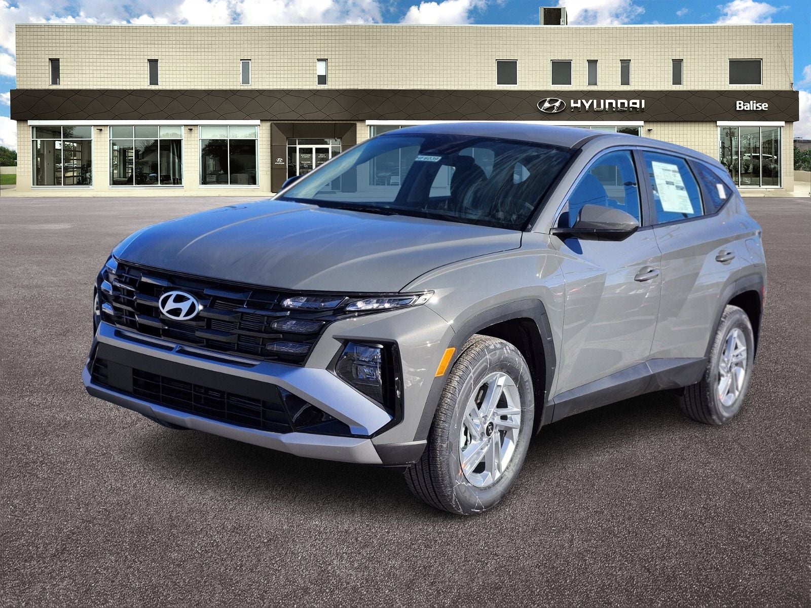 2026 Hyundai TUCSON SE