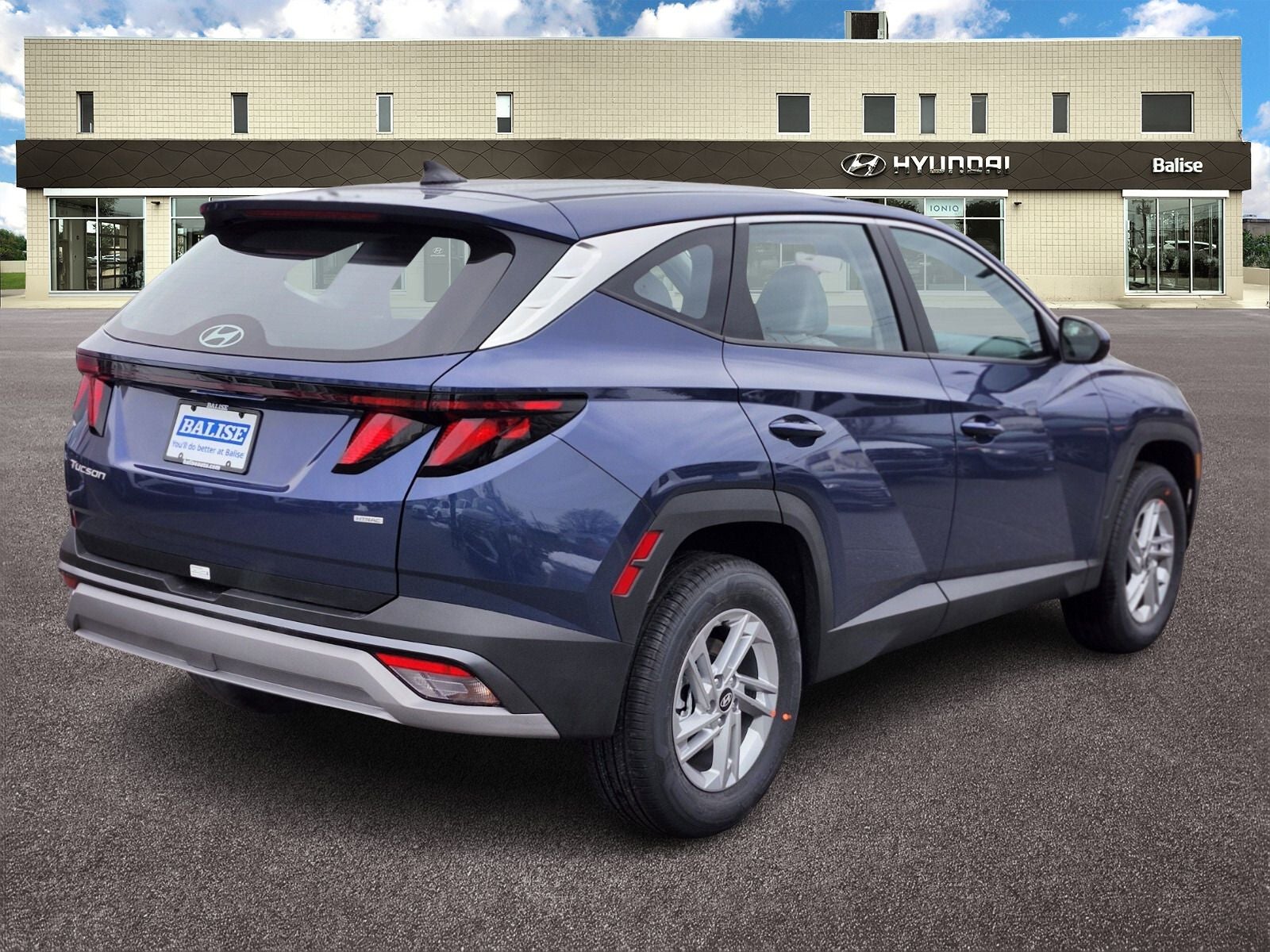 2026 Hyundai TUCSON SE