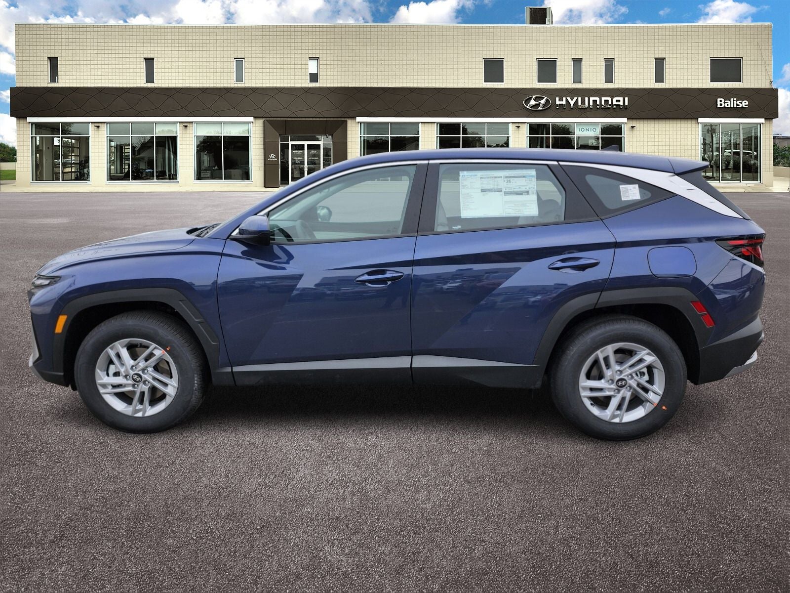 2026 Hyundai TUCSON SE