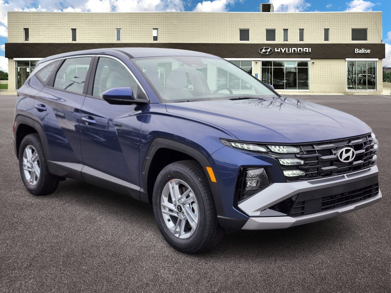 2026 Hyundai TUCSON SE