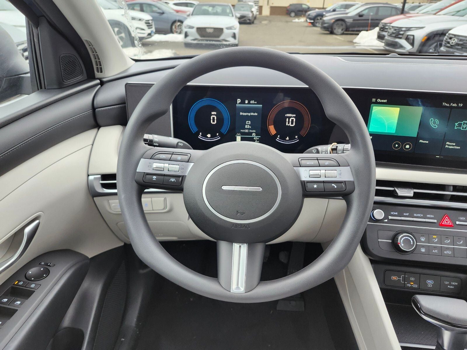 2026 Hyundai TUCSON SE