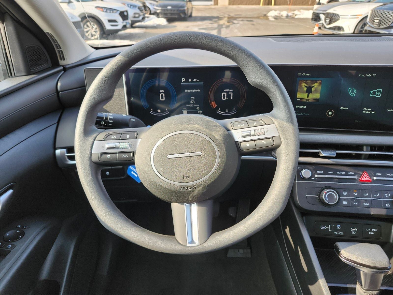 2026 Hyundai TUCSON SE