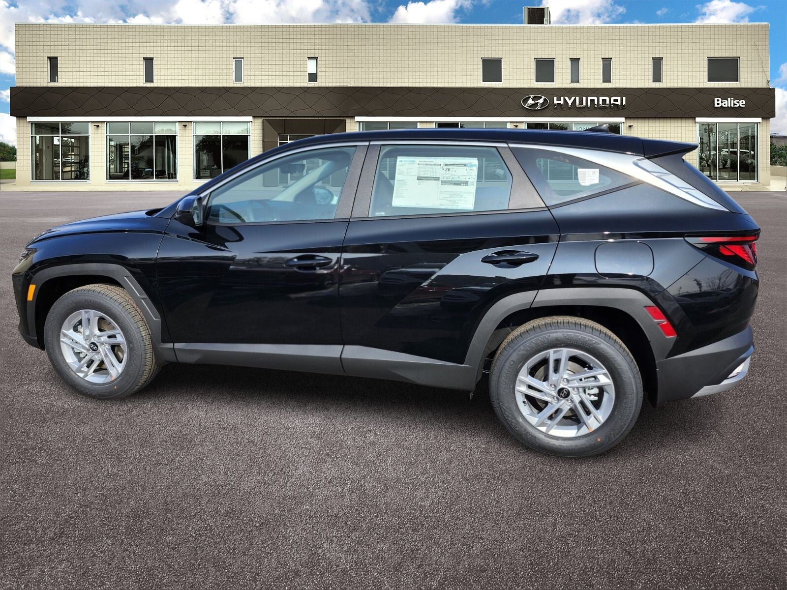 2026 Hyundai TUCSON SE