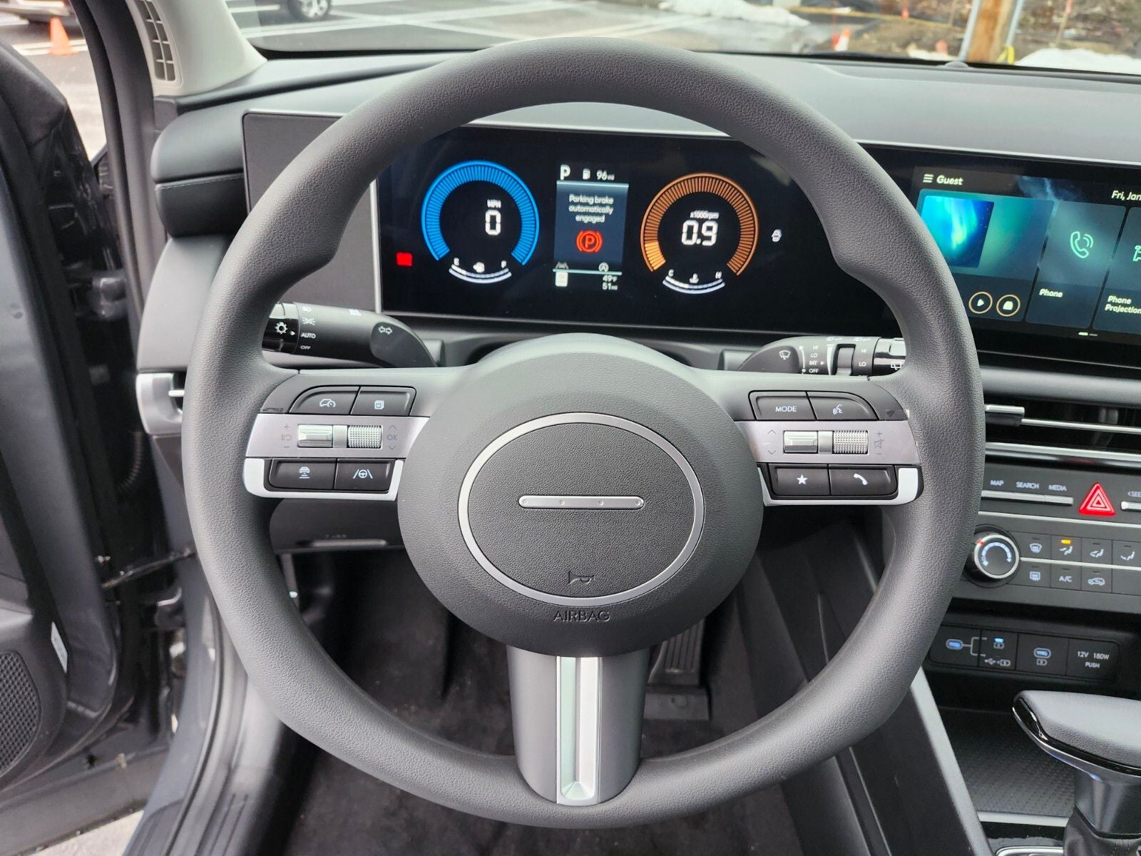 2026 Hyundai TUCSON SE