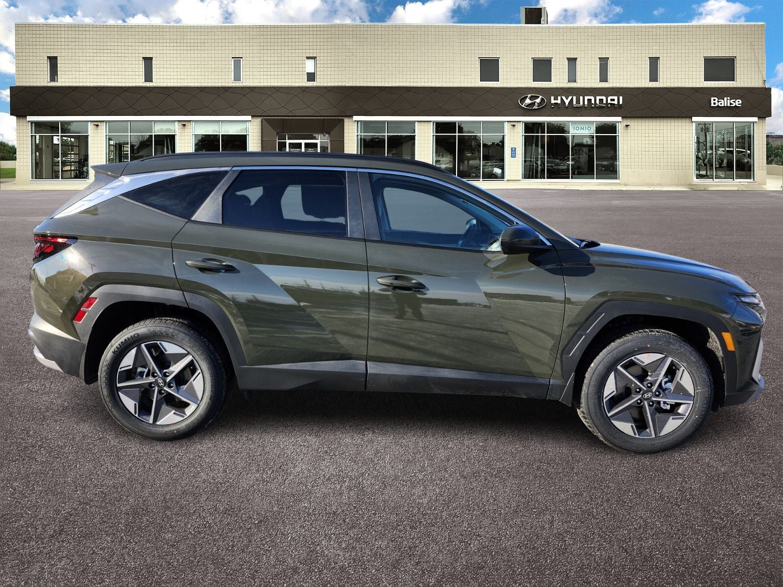 2026 Hyundai TUCSON SEL