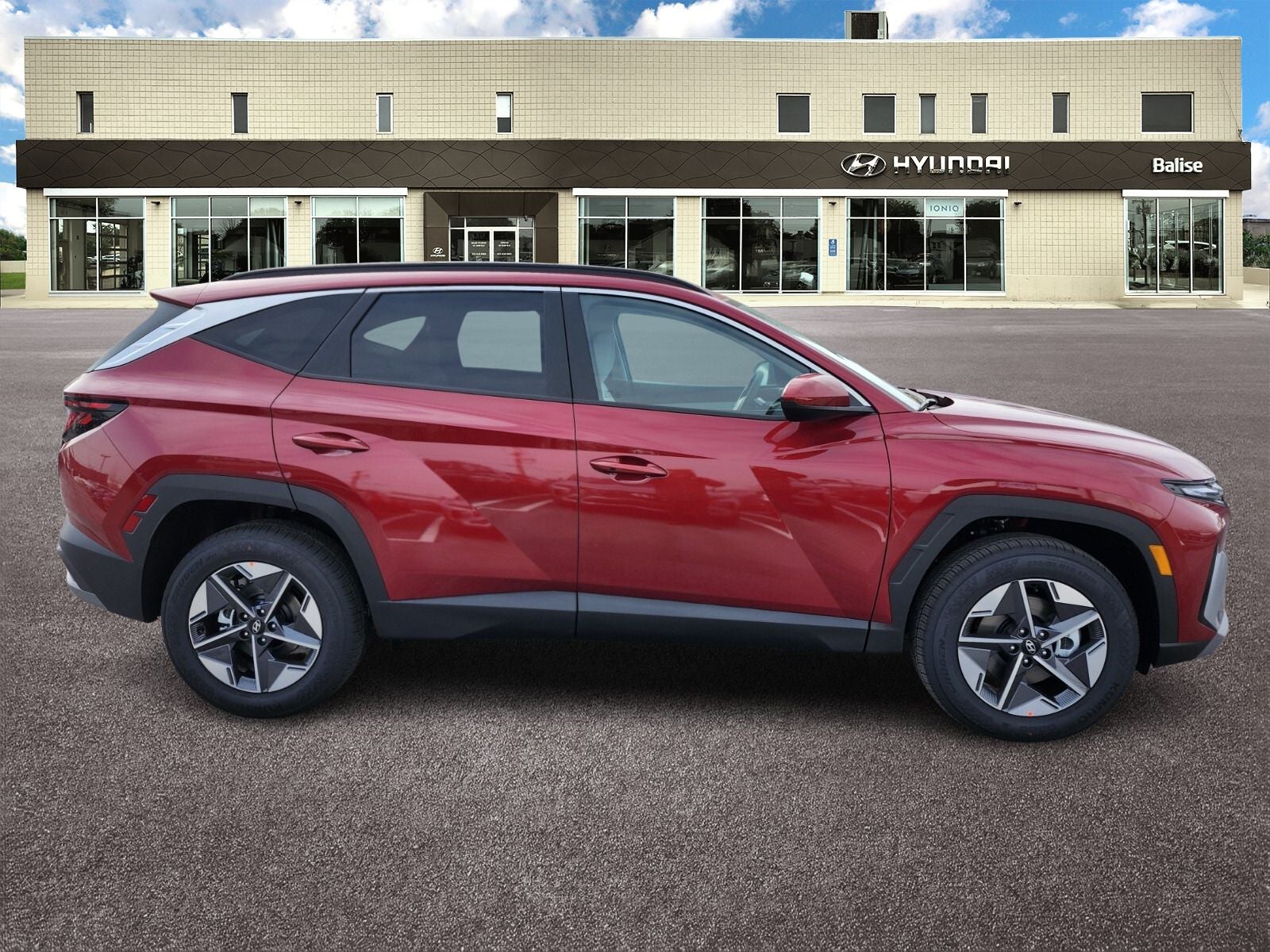 2026 Hyundai TUCSON SEL