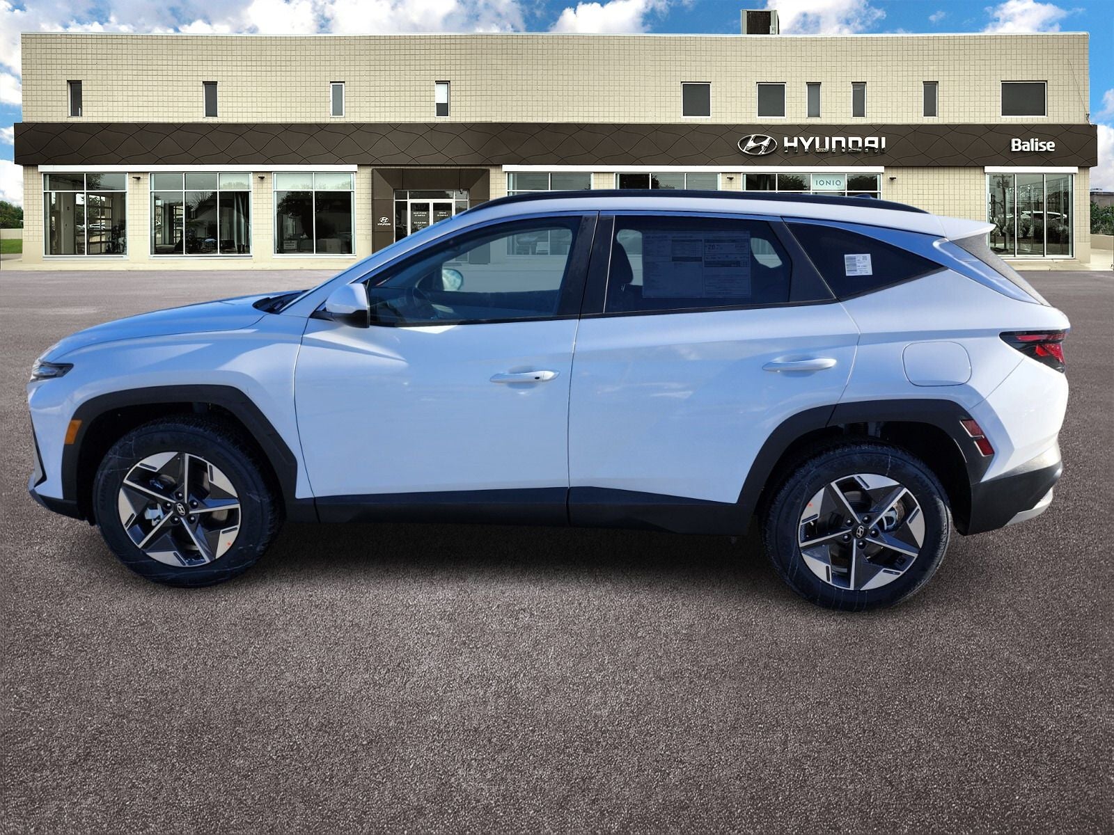 2026 Hyundai TUCSON SEL