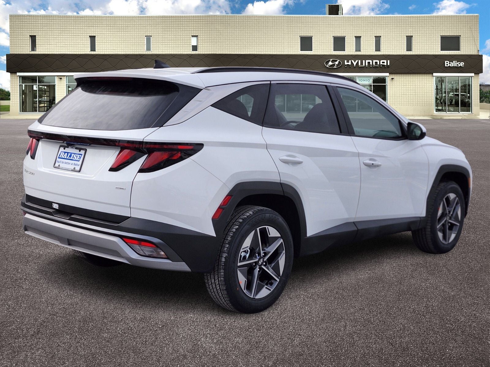 2026 Hyundai TUCSON SEL