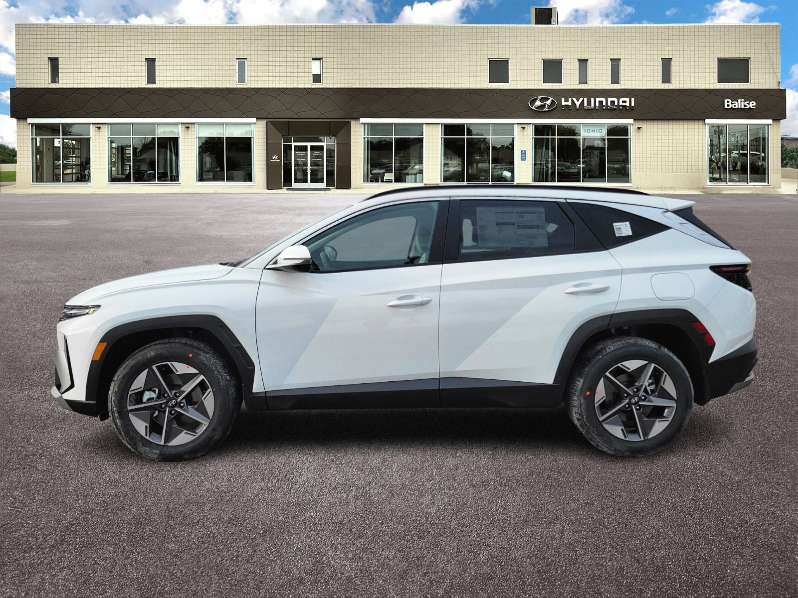 2026 Hyundai TUCSON SEL Premium