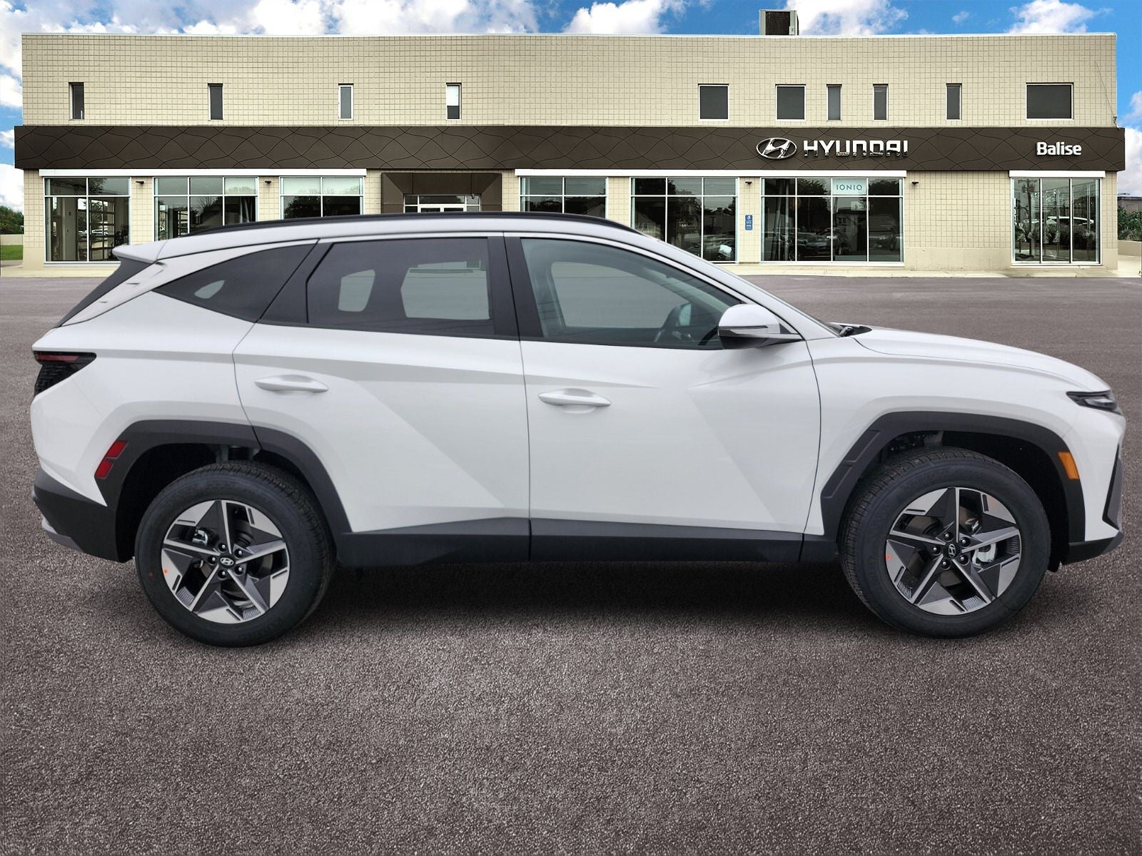 2026 Hyundai TUCSON SEL Premium