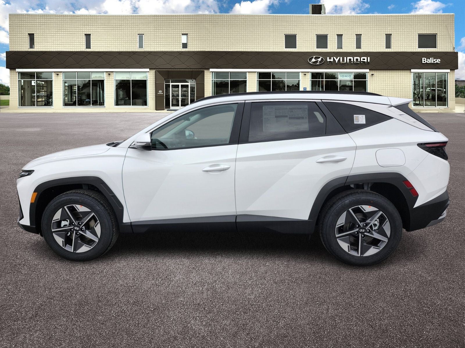 2026 Hyundai TUCSON SEL Premium