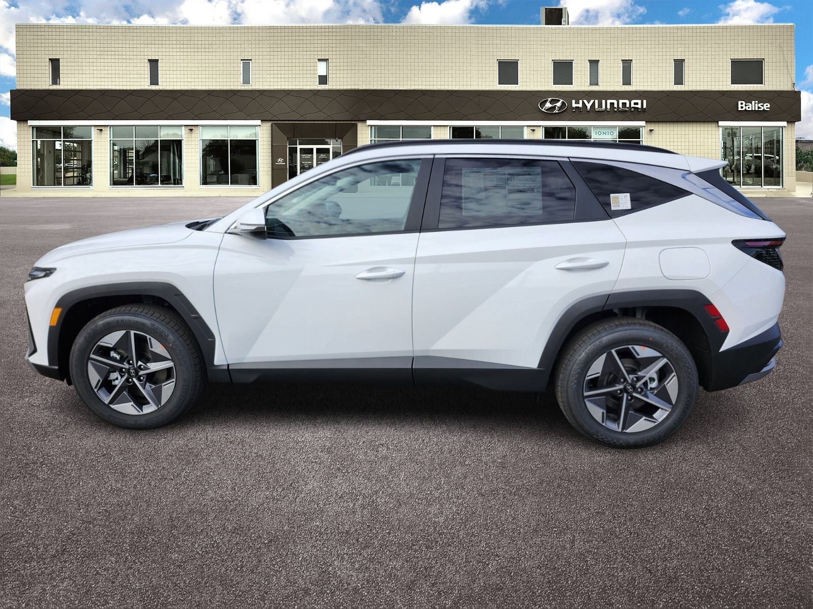 2026 Hyundai TUCSON SEL Premium