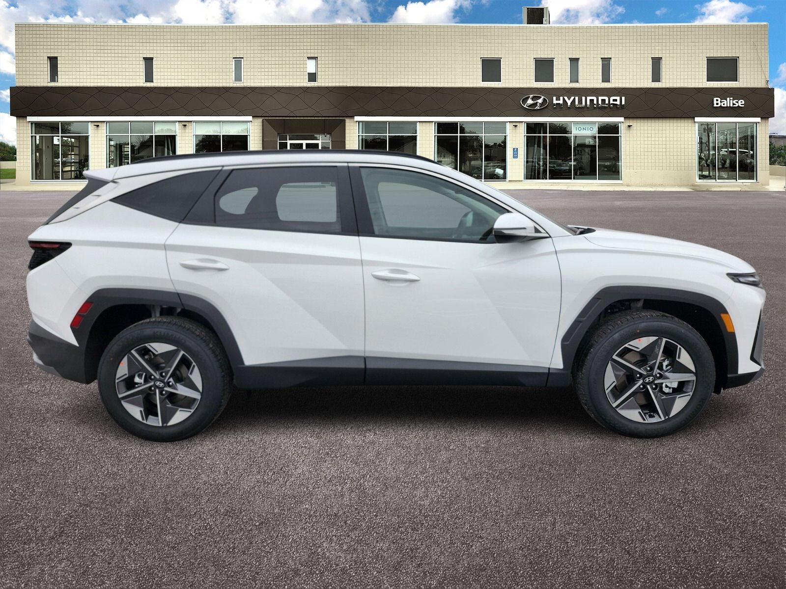 2026 Hyundai TUCSON SEL Premium