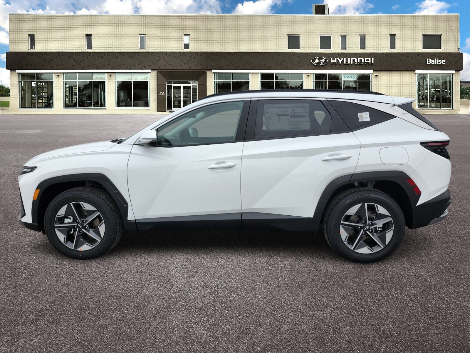 2026 Hyundai TUCSON SEL Premium
