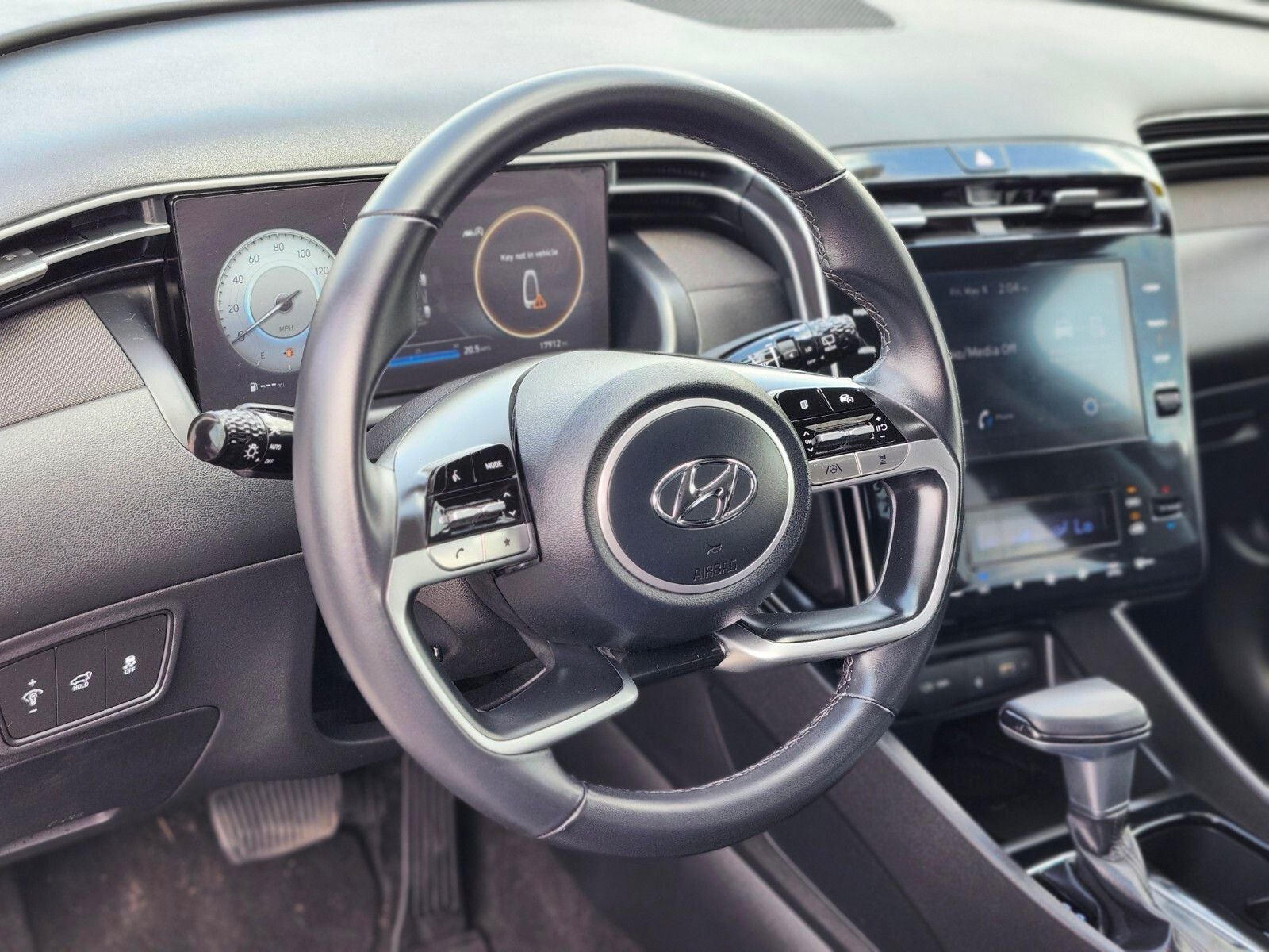 2023 Hyundai TUCSON SEL Convenience Package