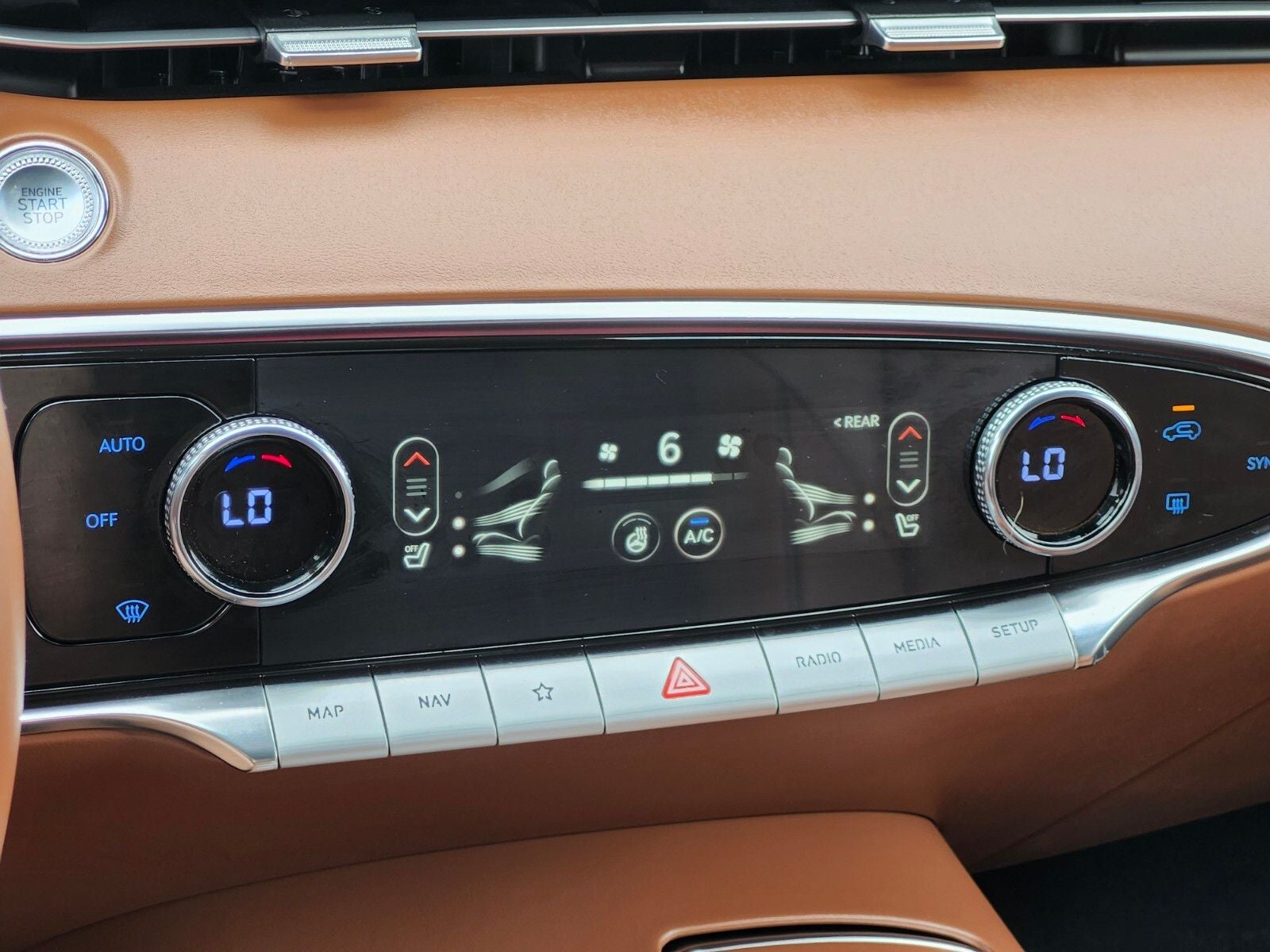 2025 Genesis GV70 2.5T ADVANCED