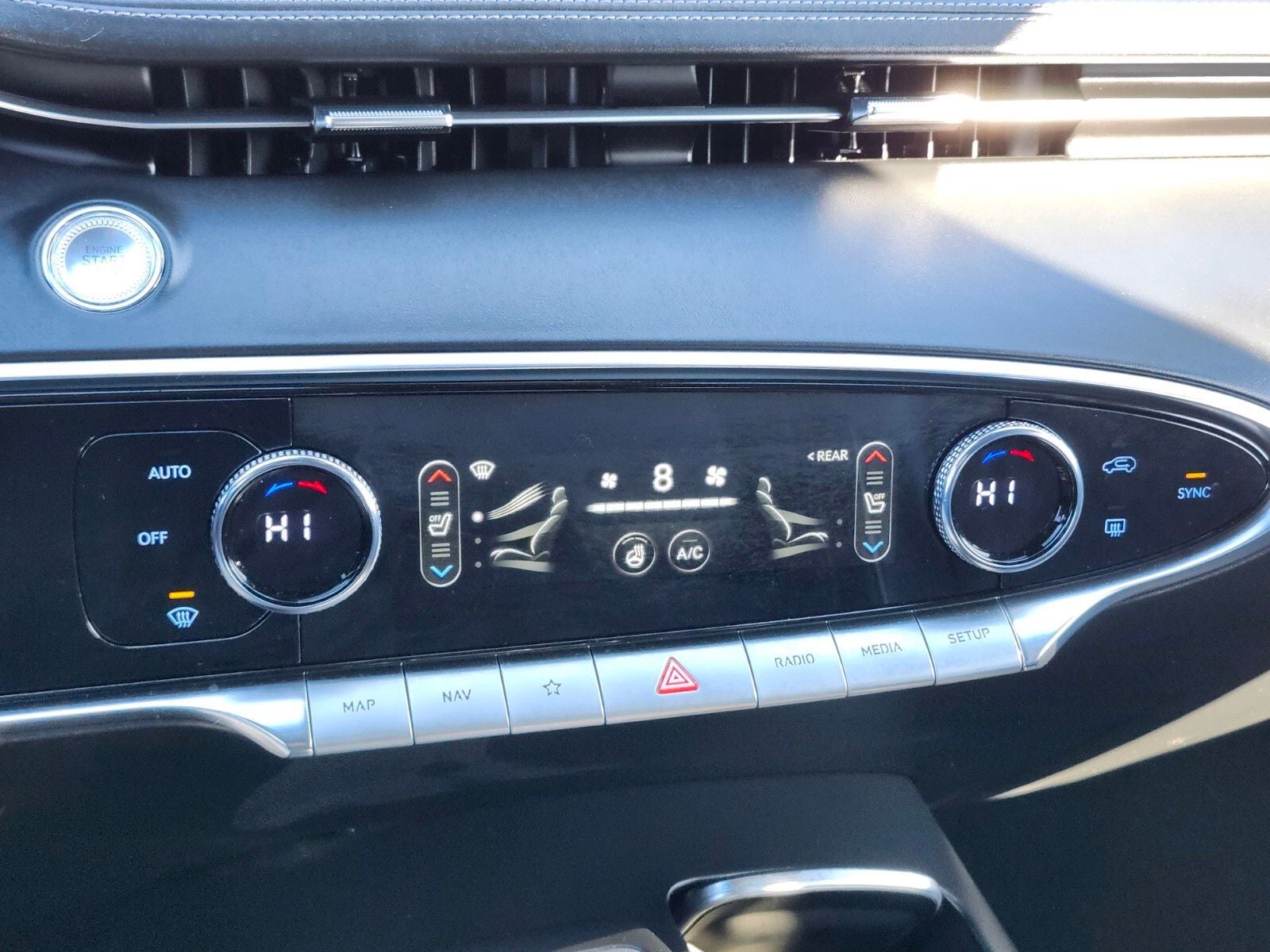 2025 Genesis GV70 3.5T Sport Advanced