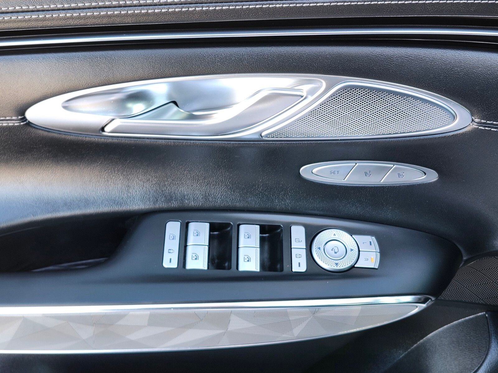 2025 Genesis GV70 3.5T Sport Advanced