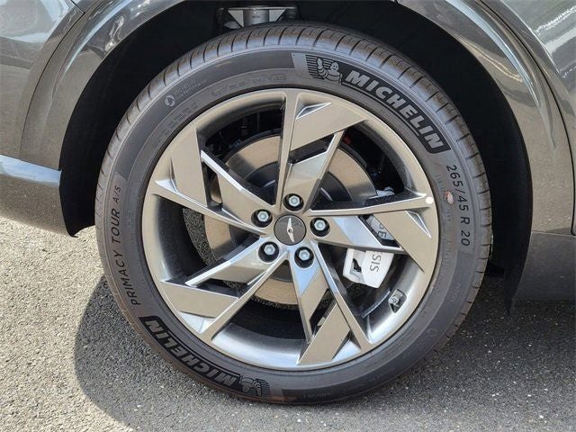 2025 Genesis Electrified GV70 Advanced