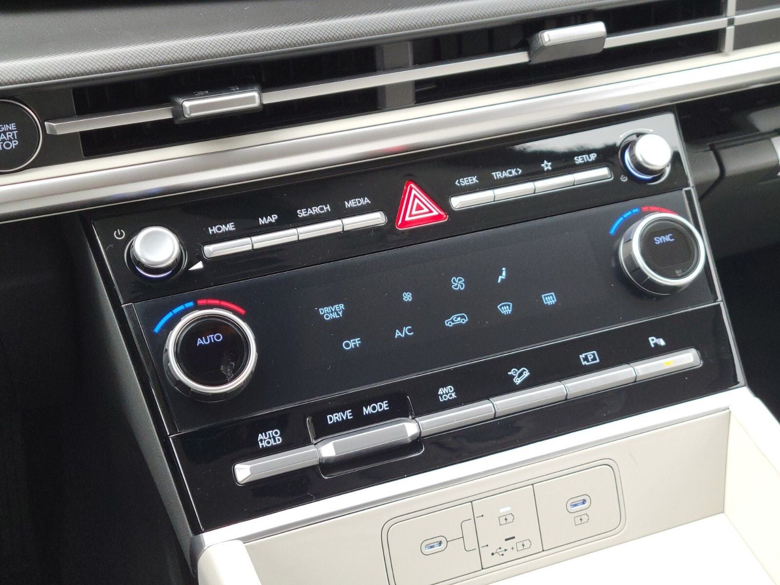 2026 Hyundai SANTA FE HYBRID SE