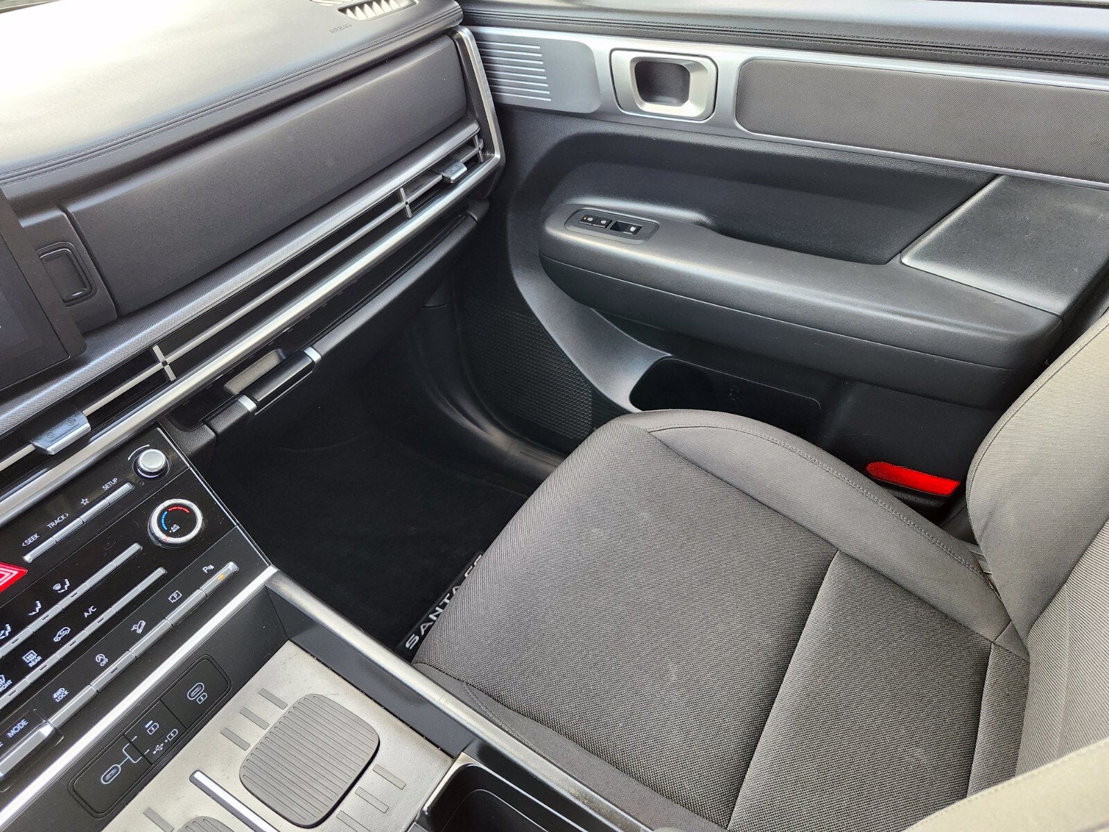 2024 Hyundai SANTA FE SE