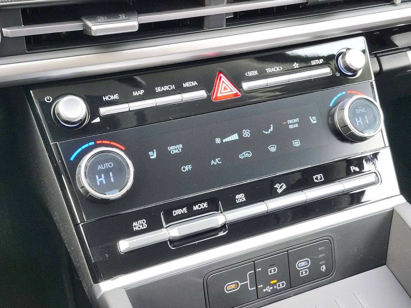 2026 Hyundai SANTA FE HYBRID SEL