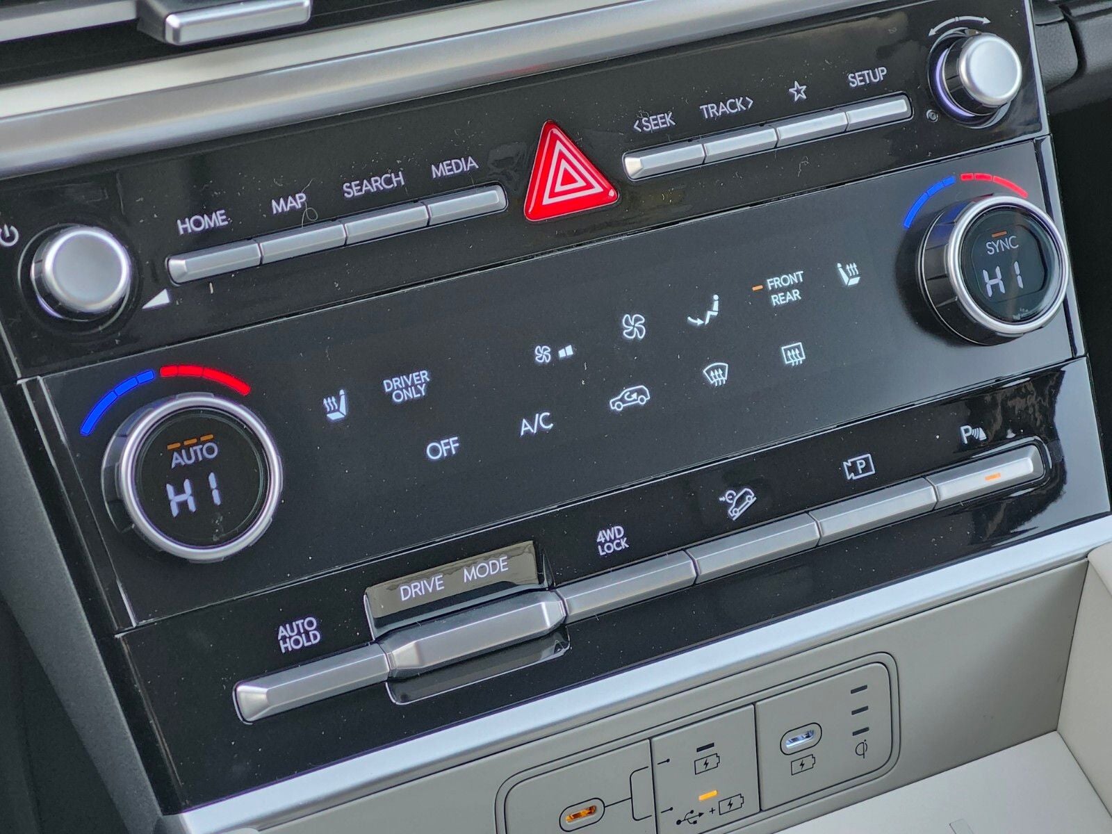 2026 Hyundai SANTA FE HYBRID SEL