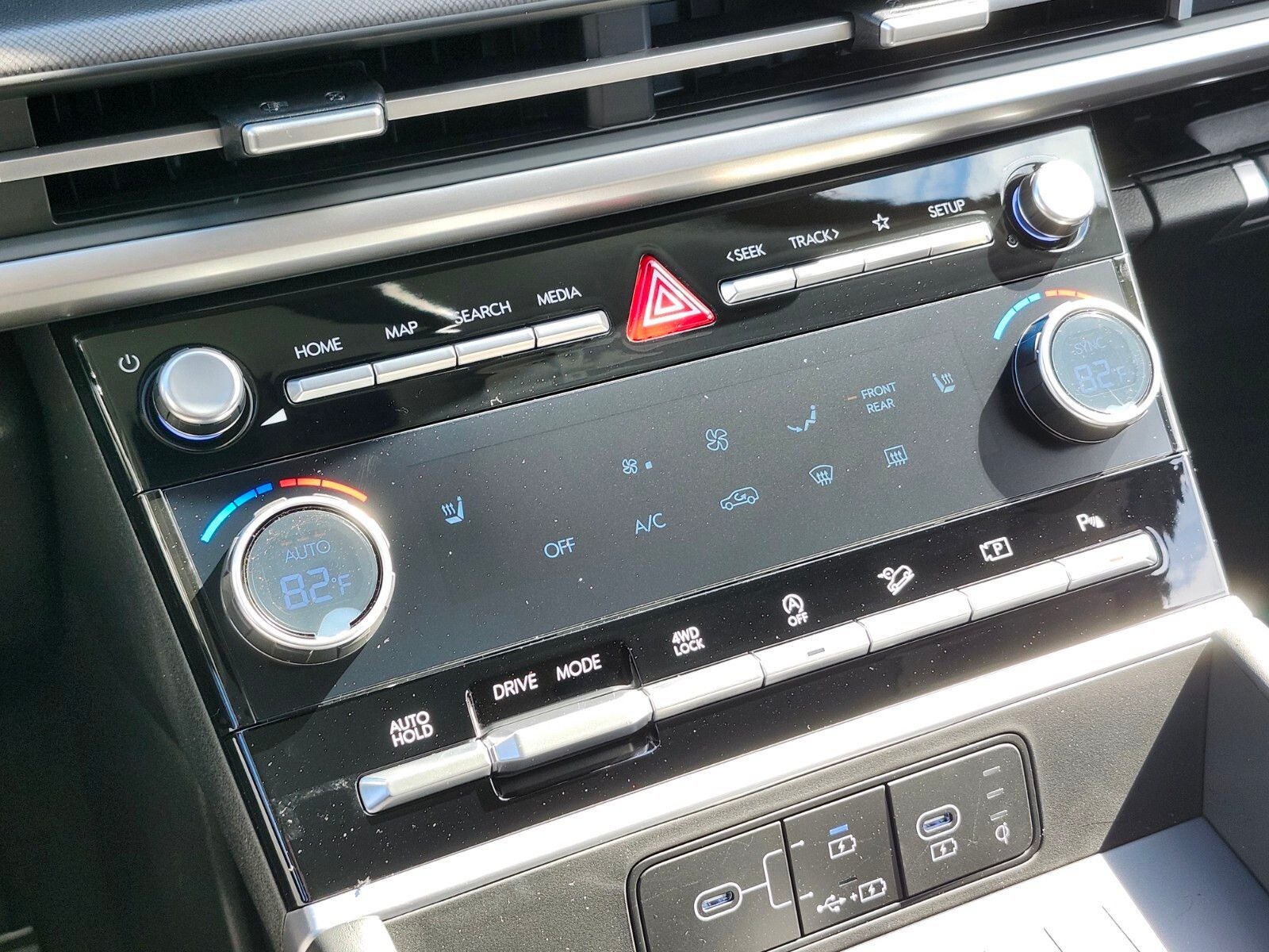 2026 Hyundai SANTA FE SEL