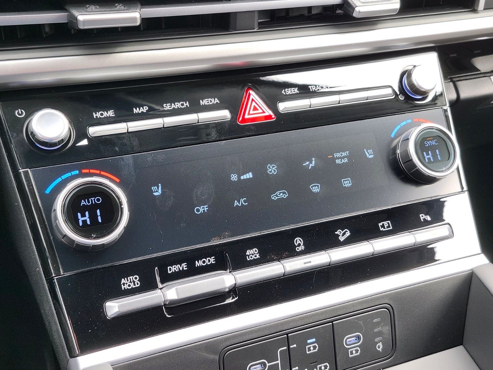 2026 Hyundai SANTA FE SEL