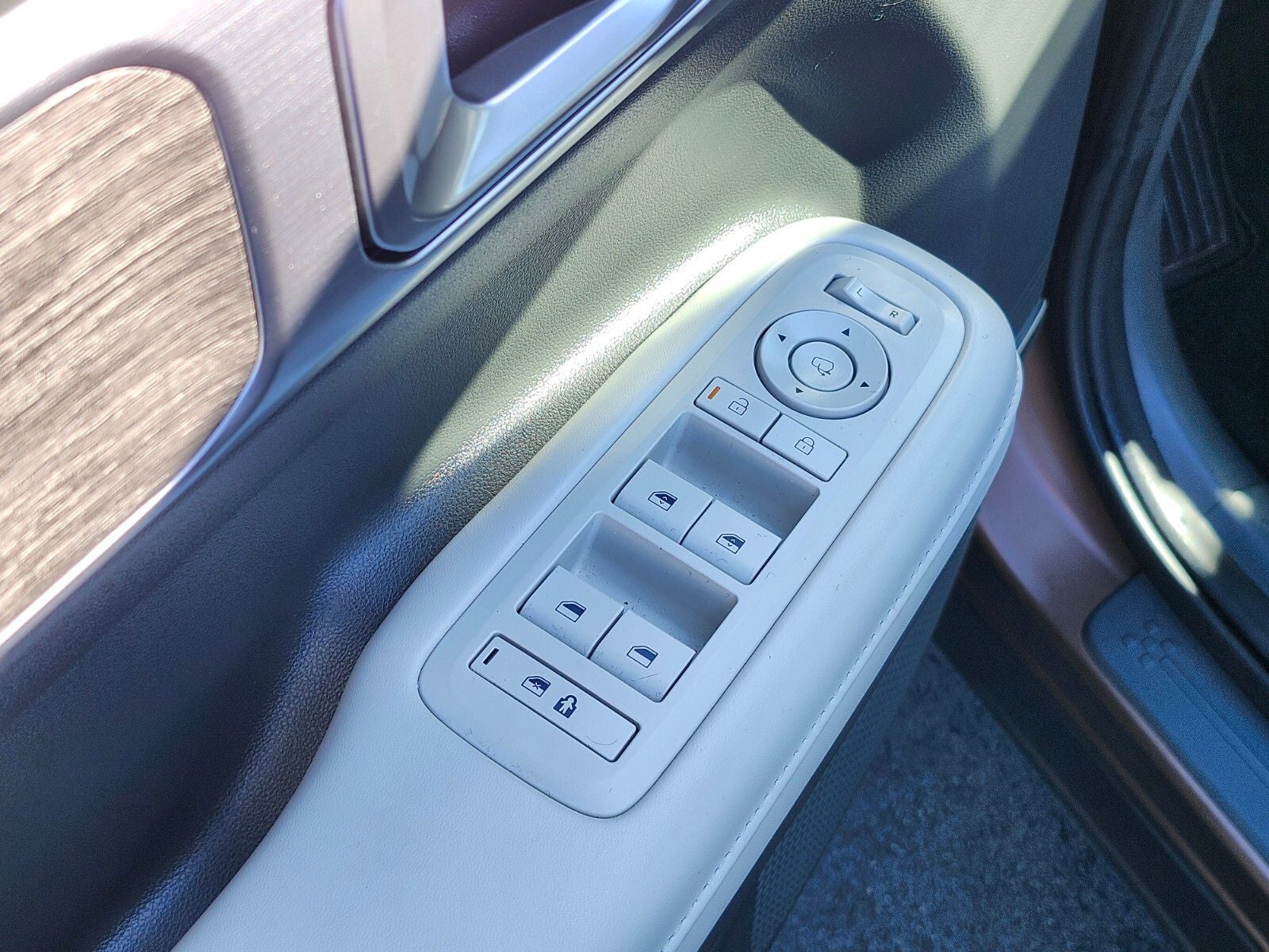 2025 Hyundai SANTA FE HYBRID Limited