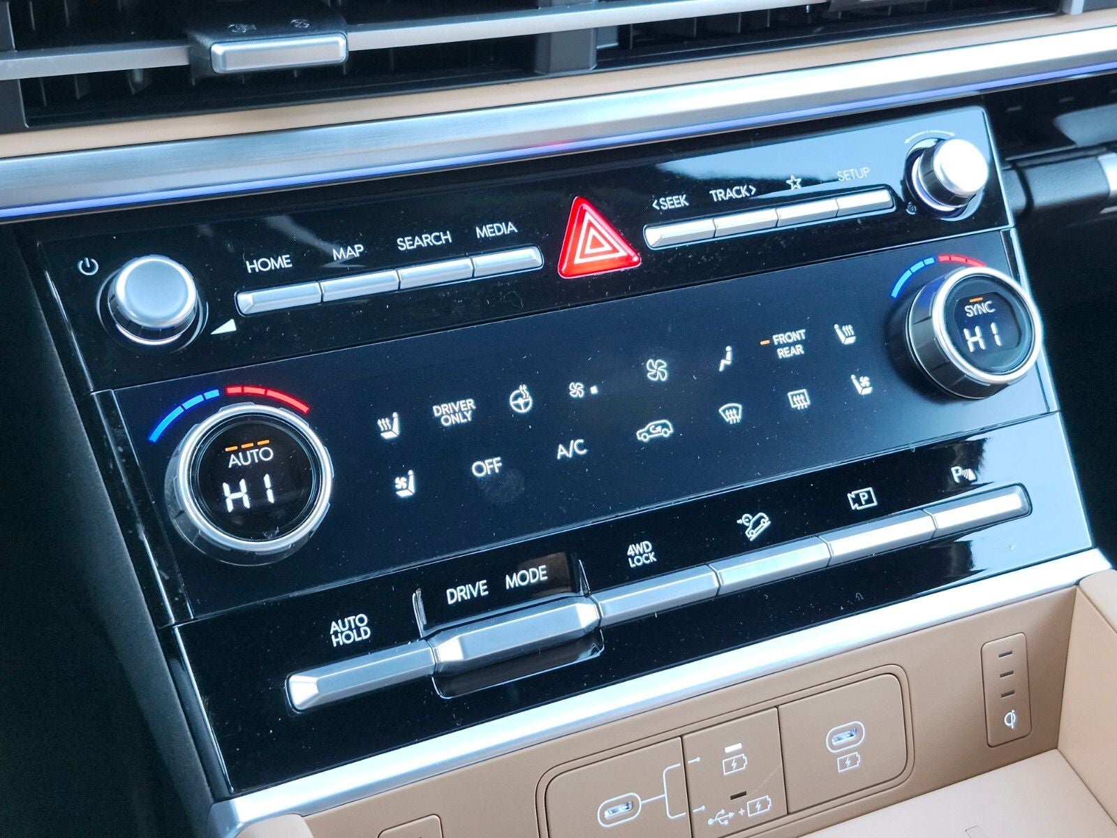 2026 Hyundai SANTA FE HYBRID Calligraphy